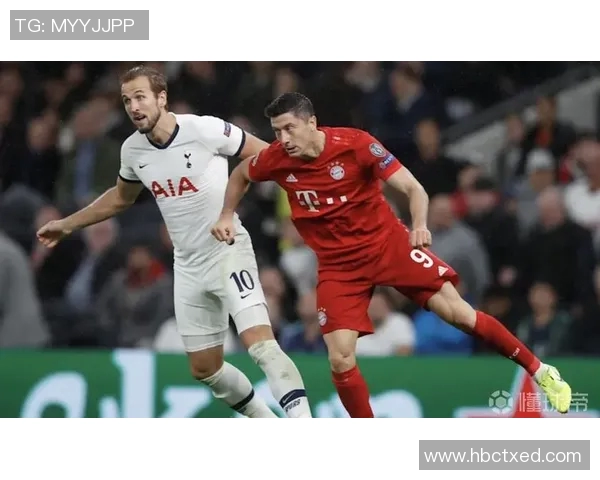 莱万重返安联球场引发拜仁球迷愤怒大嘘声称其忘恩负义